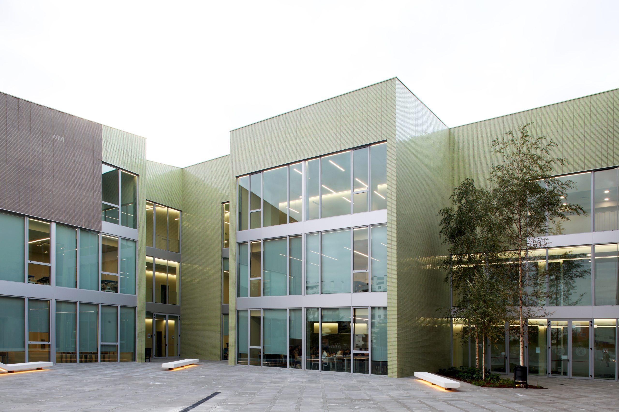 Finalizada la construcción del Centro Cultural El Soto Zarzuela en Torrejón, inaugurado y funcionando como aulario de la universidad de Alcala. Septiembre de 2025